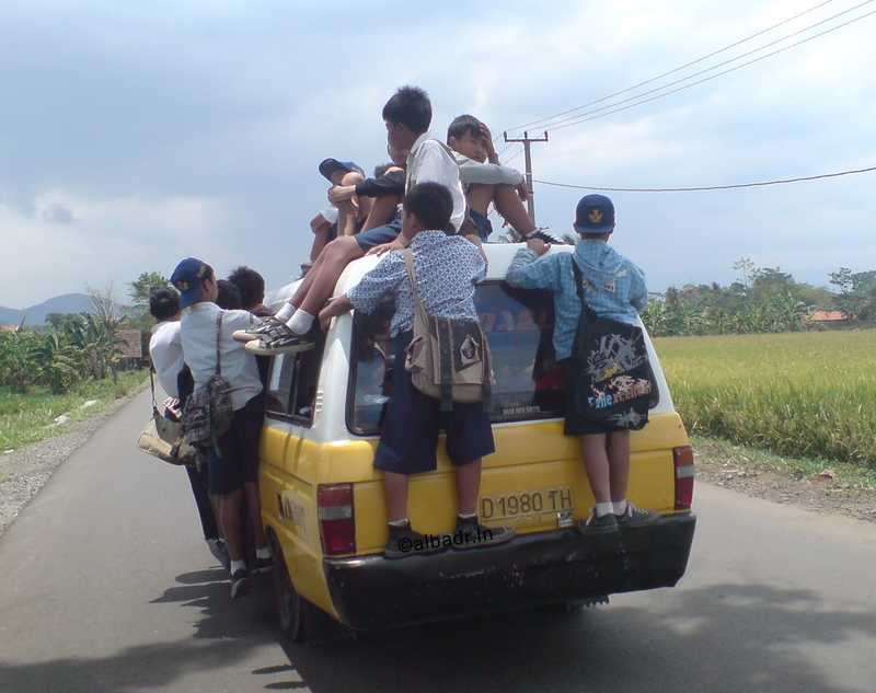 Some Junior Highschoolers In Bandung