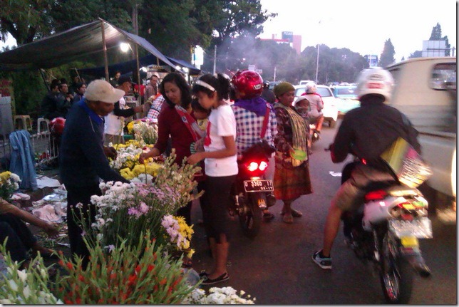 Suasana Simpang Saat Lebaran