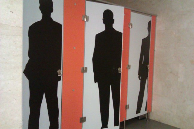 Toilet bandara. Biasa aja ya?